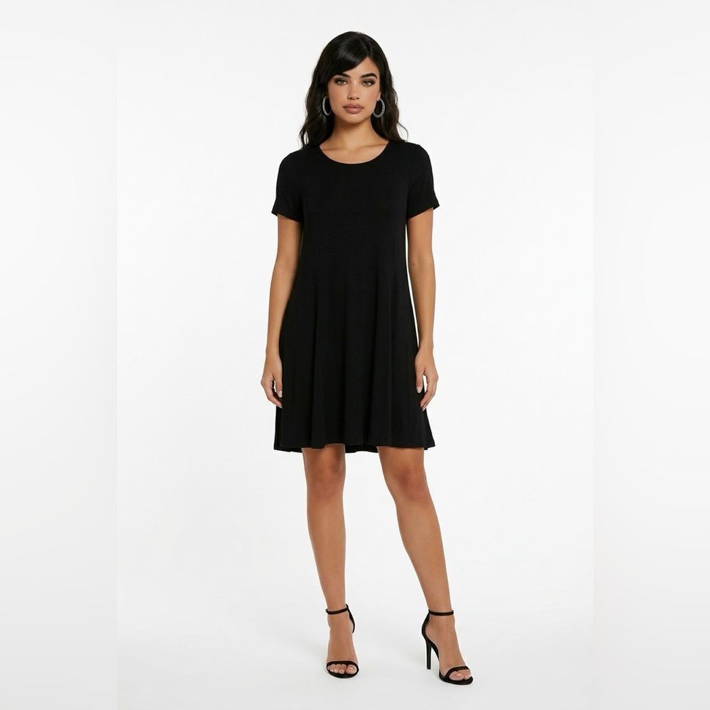 Lush black knit short sleeve dress